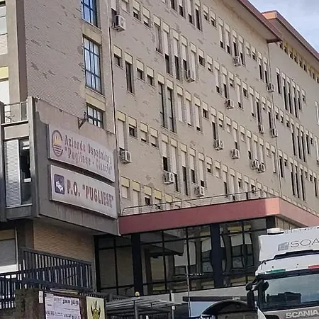 Stadio לינה וארוחת בוקר *